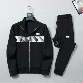 Picture of Versace SweatSuits _SKUVersaceM-3XL12yn10630172